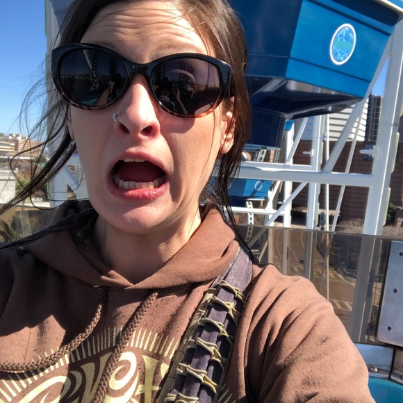 Meet your Posher, Megan - Picture 12 of 16